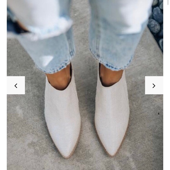 Enchant Metallic heeled Mule - Picture 3 of 5